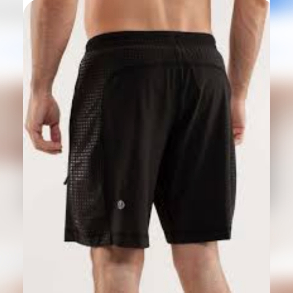 Men's Lululemon Run: Response Short Black/Black Gradient Dot